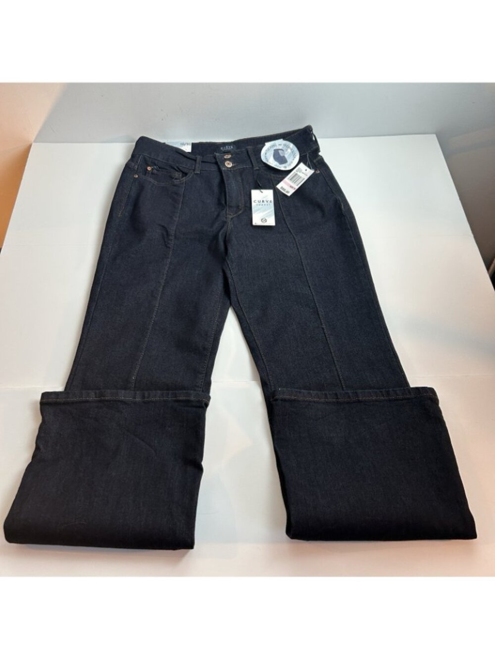NWT CURVE APPEAL  Size 10/30 High Rise Flare Dark Blue Stretch Jeans Color Rinse - Picture 9 of 12